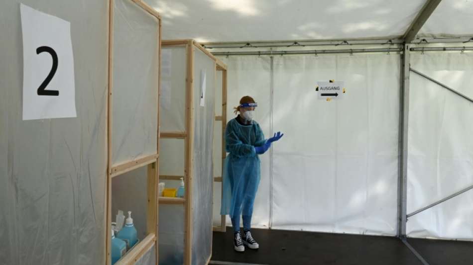 Bundesweite Sieben-Tage-Inzidenz steigt auf 10,9