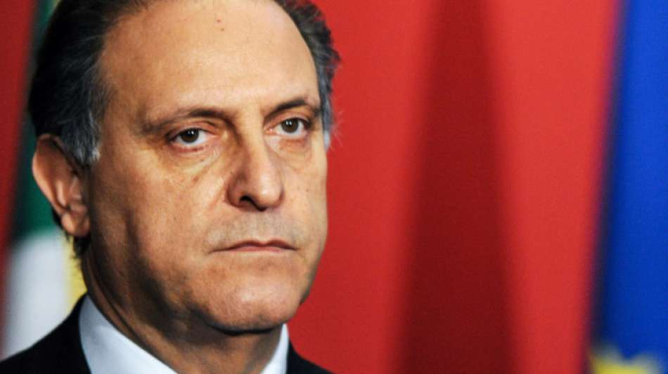 Italienische Polizei zerschl&auml;gt Betr&uuml;gerring der Mafia in Kalabrien