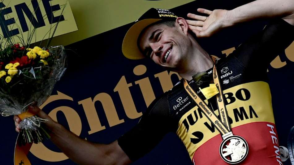 Anders als van der Poel: Belgier Van Aert will bis Paris fahren