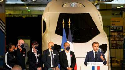 Macron würdigt 40 Jahre Hochgeschwindigkeitszug TGV