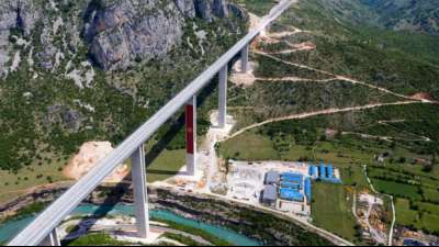 Montenegro beginnt mit Abzahlung von Kredit für von China gebaute Autobahn