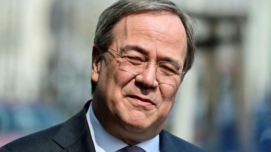 Laschet bietet CSU Wahlkampf im Team an und will S&ouml;der einbinden