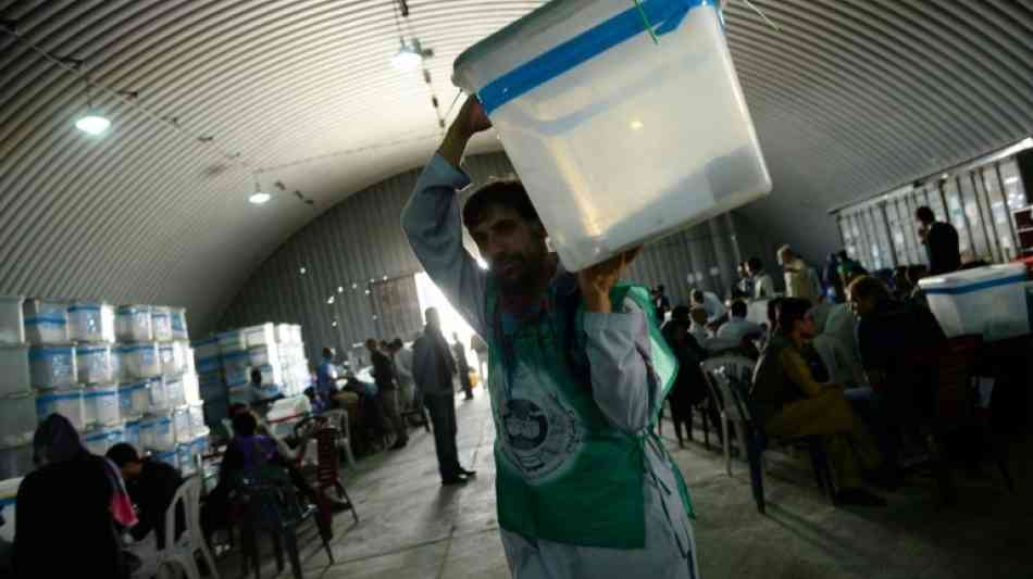 Afghanistan will im Oktober die Parlamentswahl von 2015 nachholen