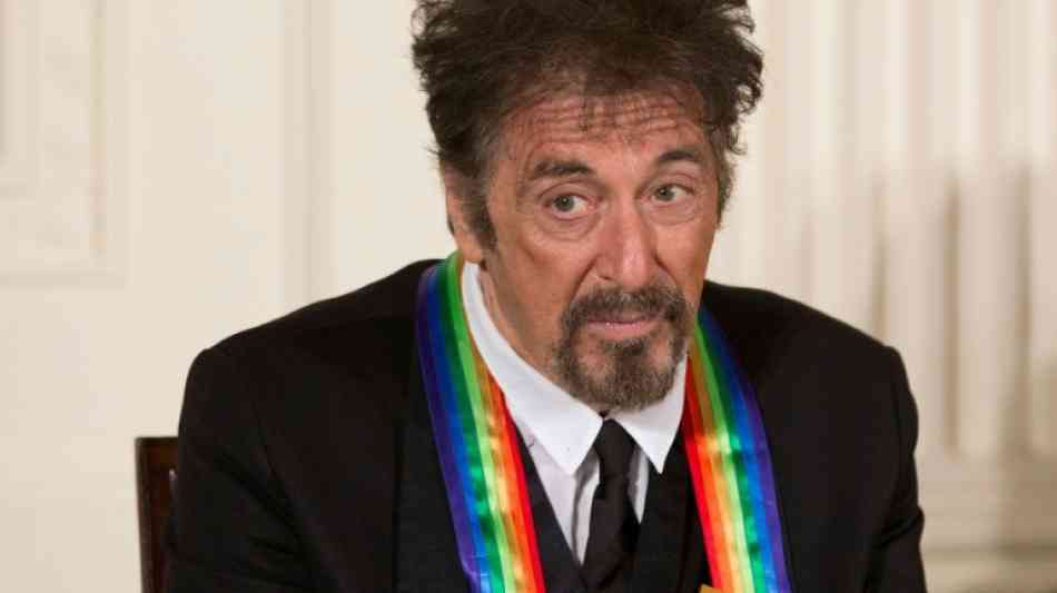 Al Pacino spielt in neuer Fernsehserie über Neonazi-Jäger mit