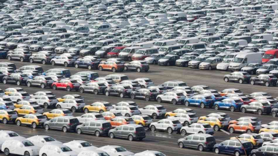 Volkswagen mietet wegen Problemen mit Zulassung riesige Parkplätze an