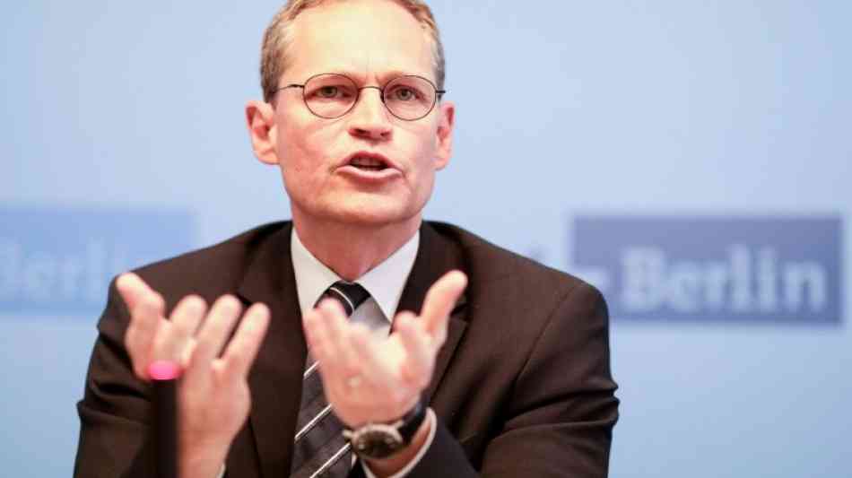 Berlins Regierungschef Müller hält Digitales persönlich auf Abstand