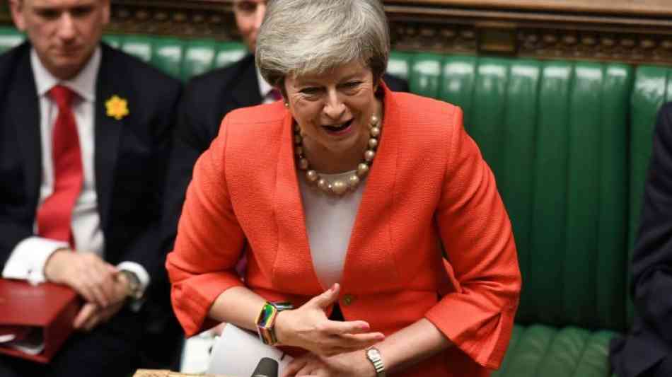 London: Britisches Unterhaus billigt vorerst Mays neue Brexit-Strategie
