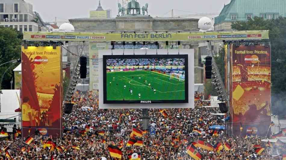 Bundeskabinett macht Weg für Public Viewing bei Fußball-WM frei