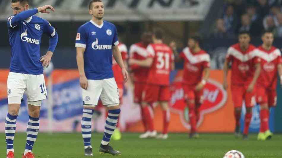 Bundesliga: Schalker Krise verschärft sich - Club seit 18 Spielen ohne Sieg