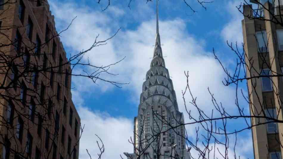 USA - New York: Chrysler-Gebäude in New York steht zum Verkauf