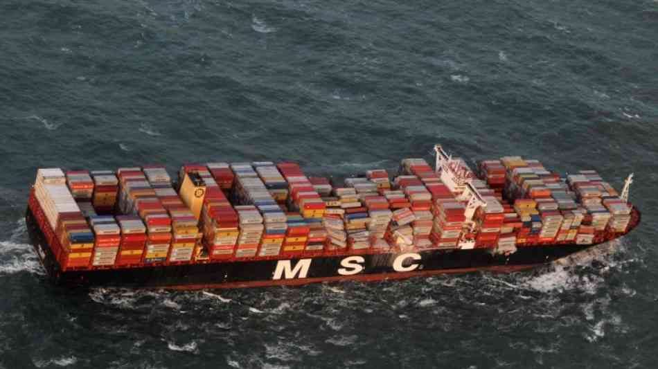 Marine: Suche in Nordsee treibenden 270 Containern der "MSC Zoe"