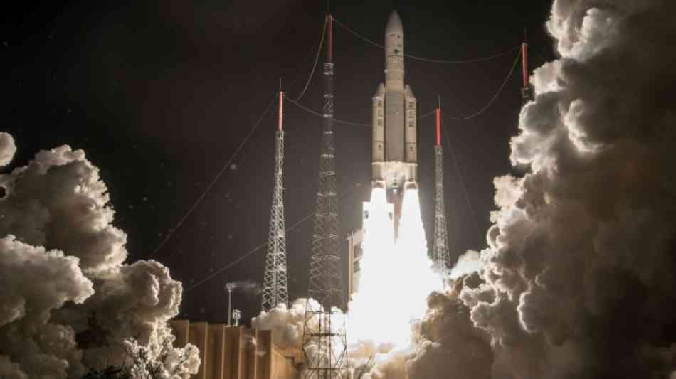 Europäische Ariane-5-Rakete bringt planmäßig zwei Satelliten ins All