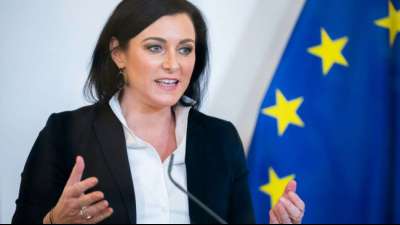 Österreichs Tourismusministerin: Freuen uns auf Grenzöffnung ab 15. Juni 