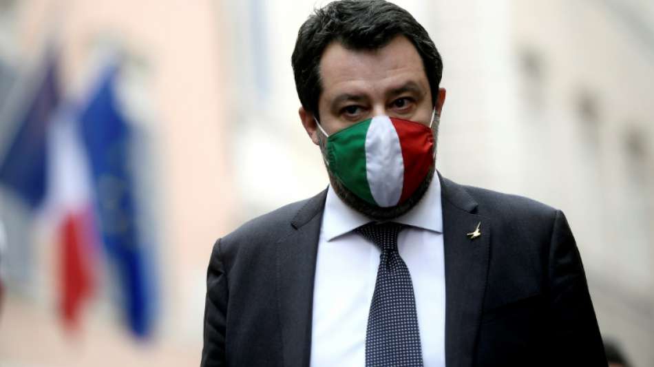 Conte sagt im Fall von festgehaltenen Bootsflüchtlingen vor Gericht aus