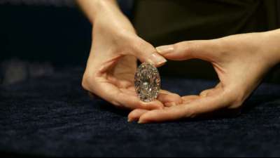 "Makelloser" Diamant erzielt 13,3 Millionen Euro bei Auktion in Hongkong