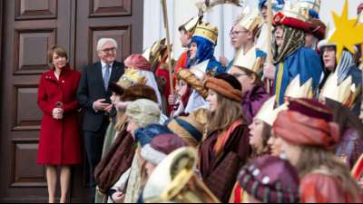 Bundespräsident Steinmeier begrüßt Sternsinger bei traditionellem Empfang