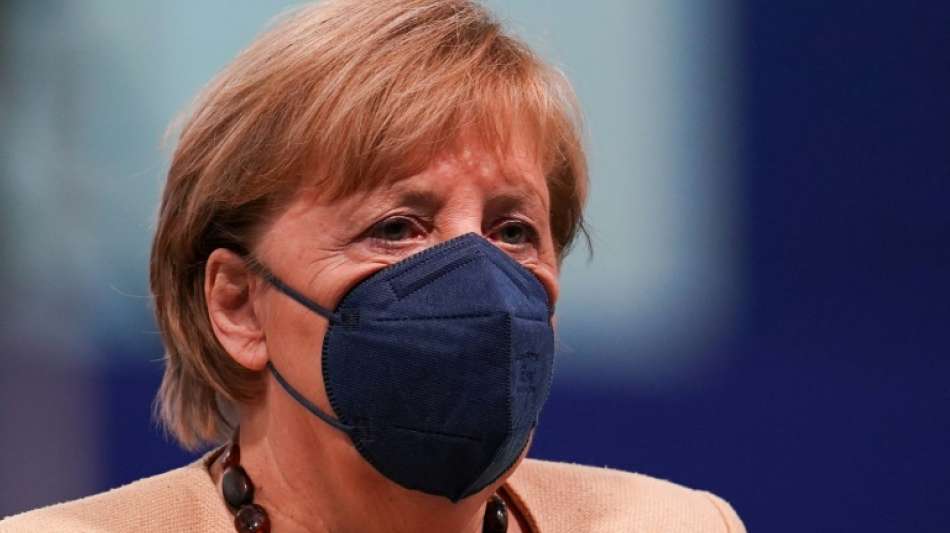 Merkel fordert Politik und Gesellschaft zum Einsatz gegen Corona auf