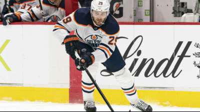 Eishockey-Star Leon Draisaitl bereitet den Oilers-Siegtreffer vor
