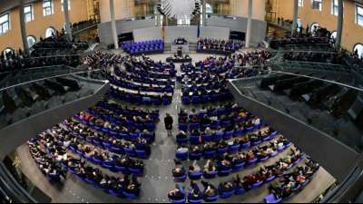 Bundestag verl&auml;ngert automatische Di&auml;tenanpassung
