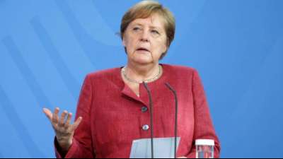 Merkel: Errungenschaften der Industrie m&uuml;ssen immer wieder erarbeitet werden