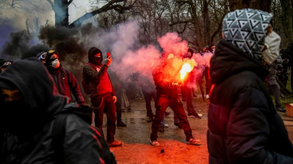 Brüssel: 239 Festnahmen nach Krawallen bei Corona-Demo