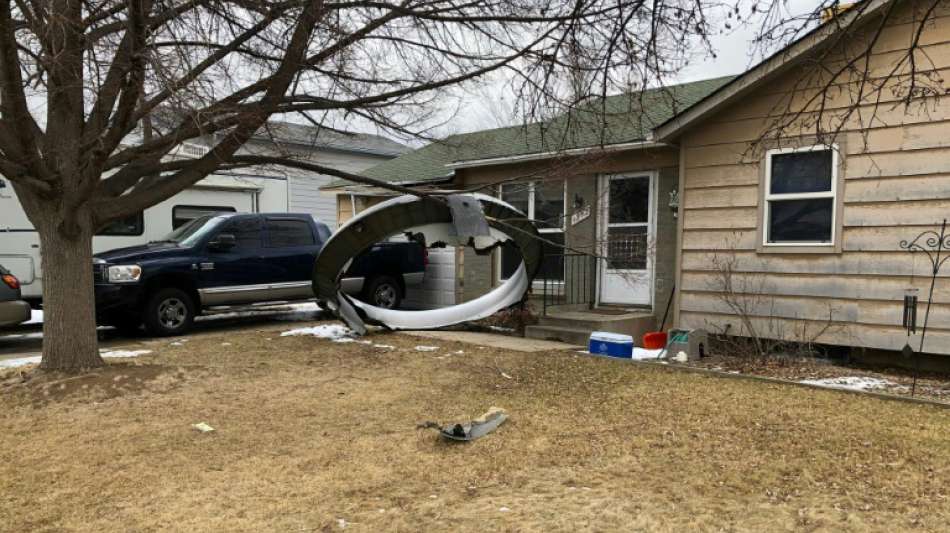 Flugzeugteile st&uuml;rzen auf Wohngebiet nahe US-Stadt Denver