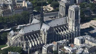Notre-Dame wird im historischen Stil wiederaufgebaut