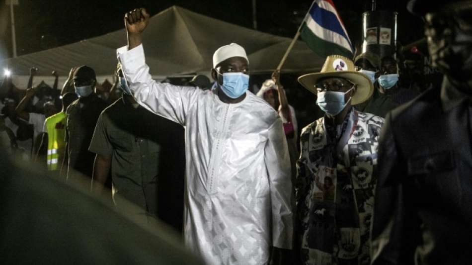 Amtsinhaber Barrow steuert auf Sieg bei Präsidentschaftswahl in Gambia zu