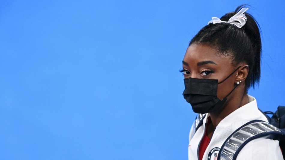 Turnen: Biles steigt aus Mannschafts-Finale aus