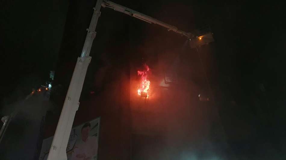 Feuerwehr: Viele dutzende Tote bei Hochhaus-Brand in Taiwan 