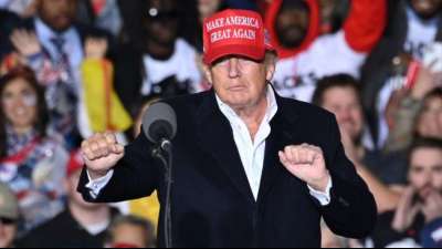 Bericht: Trump-Lager wollte nach Niederlage Wahlmaschinen beschlagnahmen lassen
