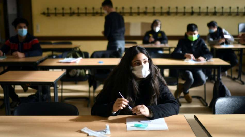 Virologin fordert neues Corona-Testkonzept f&uuml;r Schulen nach den Sommerferien