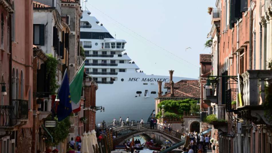 Kreuzfahrtschiffe d&uuml;rfen sich nicht Zentrum von Venedig n&auml;hern