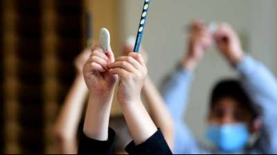 Deutschland: Kinder&auml;rzte warnen vor neuen Schulschlie&szlig;ungen