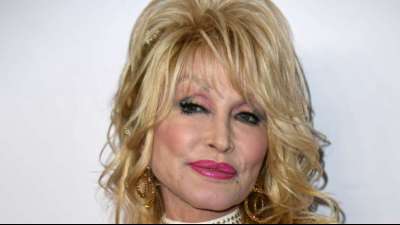 Country-Star Dolly Parton lehnt Denkmal in Tennessee ab
