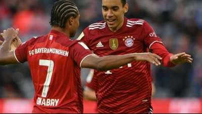 Laut kicker: Musiala und Gnabry haben Impfung erhalten 
