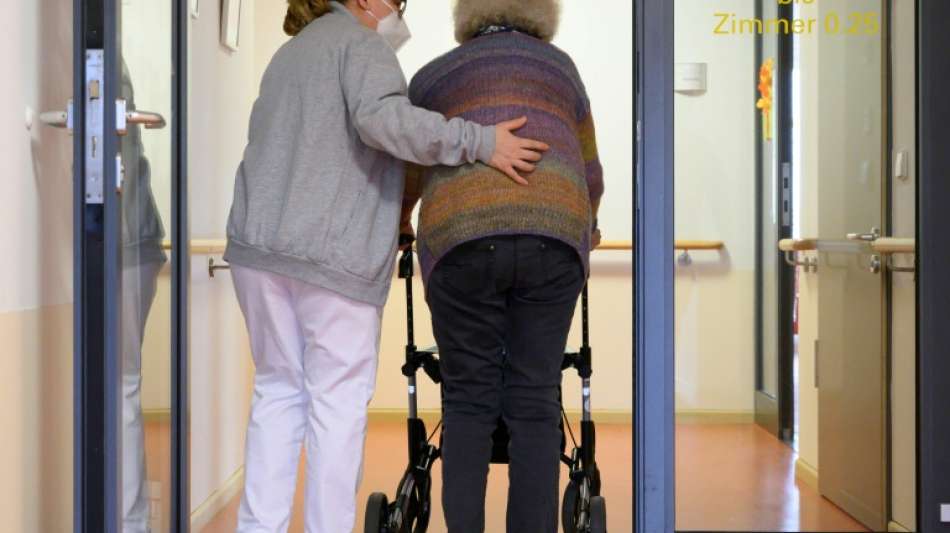 Bundeskabinett beschlie&szlig;t Pflegereform
