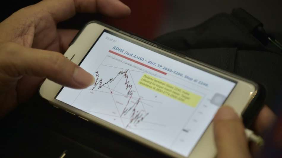 Umfrage: Mehrheit der Deutschen erledigt Bankgesch&auml;fte online 