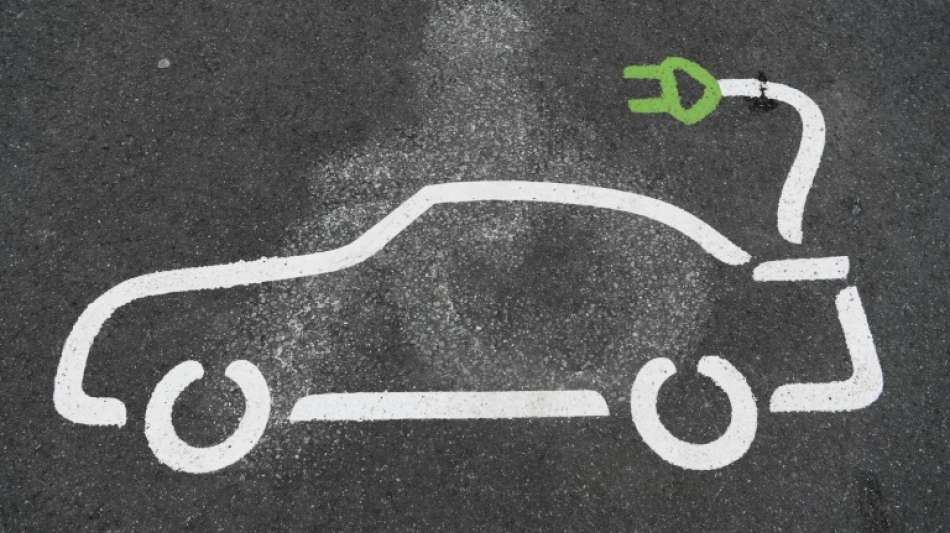 Bericht: Scheuer will Prämie für E-Autos verdoppeln