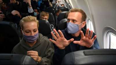 Kreml-Kritiker Nawalny nach Russland zur&uuml;ckgekehrt