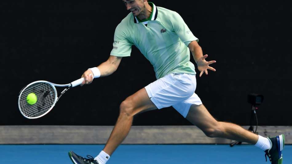 Australian Open: Titelfavorit Medwedew unzufrieden, aber weiter