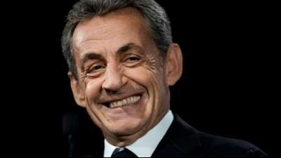 Frankreich: Ex-Präsident Sarkozy rechnet in Buch mit Gegnern ab