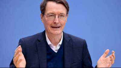 Lauterbach: Trotz milderer Omikron-Verl&auml;ufe keine Entwarnung