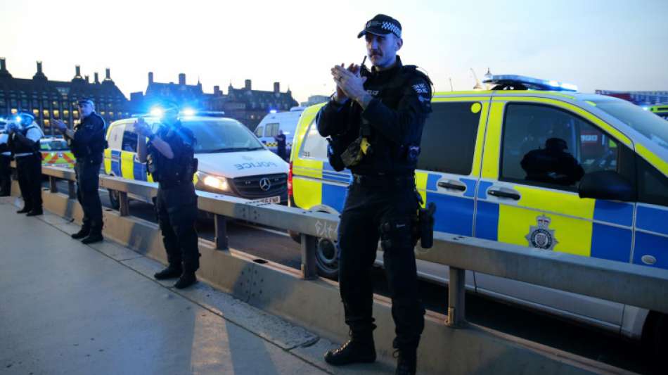 400 G&auml;ste bei Hochzeit in London - Heimliche Feier trotz Corona-Lockdowns