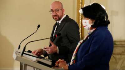 EU-Ratspr&auml;sident bietet Krisen-Vermittlung in Georgien an