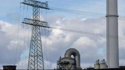 Land Berlin kauft Stromnetz f&uuml;r rund zwei Milliarden Euro von Vattenfall zur&uuml;ck