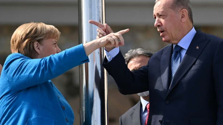 Merkel sieht bei Türkei-Besuch viele "Schwierigkeiten"