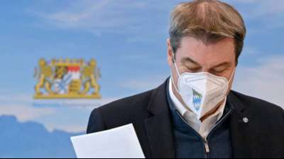 S&ouml;der k&uuml;ndigt scharfe Regeln in der CSU f&uuml;r alle Nebent&auml;tigkeiten an