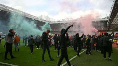 Fan-Proteste: ManUnited gegen Liverpool abgesagt