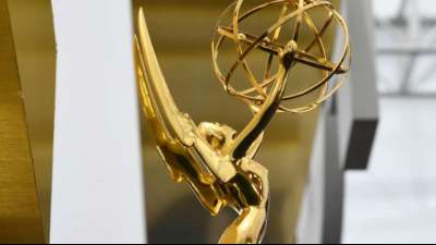 24 Emmy-Nominierungen f&uuml;r "The Crown" / "The Mandalorian"